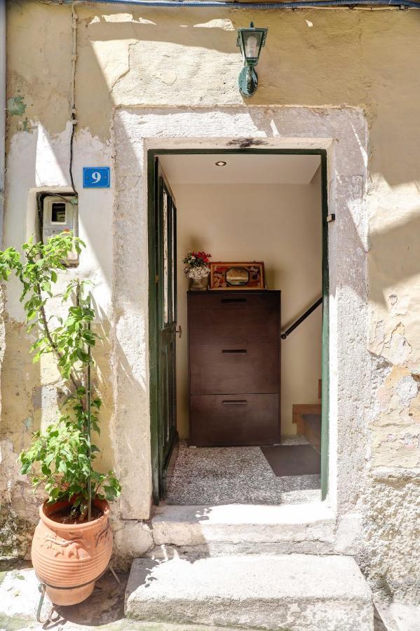 Luminous 2Bd Stone Apt In The Alleys Of Corfu Town Екстер'єр фото